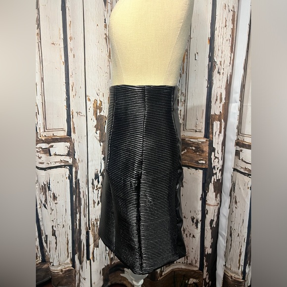 AKIRA Black and Silver Pencil Skirt - Picture 4 of 8